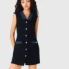 Abito in tweed con dettagli in denim