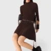 Abito mini skater a collo alto
