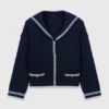 Cardigan con collo a barchetta e lavorazione a trecce