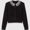 Cardigan con collo decorato con perline rimovibile