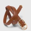 Cintura in pelle con doppia fibbia Cintura in pelle con doppia fibbia