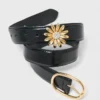 Cintura in pelle con gioiello rimovibile Cintura in pelle con gioiello rimovibile