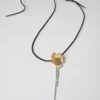 Collana con fiori