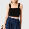Top corto in maglia con spalline