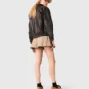 Giacca corta in pelle Giacca corta in pelle