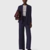 Giacca da completo con pieghe sul retro Giacca da completo con pieghe sul retro