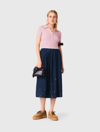 Gonna midi in denim ricamata