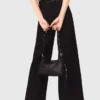 Jeans a gamba dritta con tasche applicate Jeans a gamba dritta con tasche applicate