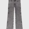 Jeans a gamba larga con perline Jeans a gamba larga con perline