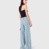 Jeans a gamba larga con strass Jeans a gamba larga con strass
