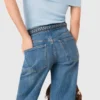 Jeans a zampa intrecciati Jeans a zampa intrecciati