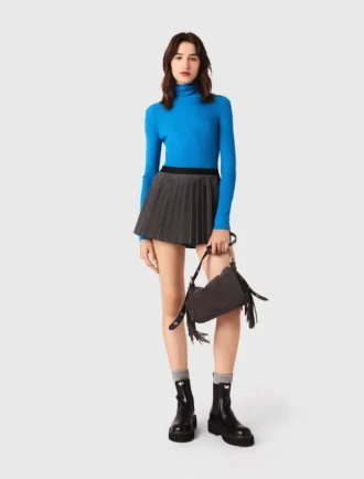Maglione a collo alto effetto seconda pelle