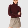 Maglione a collo alto effetto seconda pelle Maglione a collo alto effetto seconda pelle