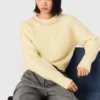 Maglione con collo gioiello rimovibile Maglione con collo gioiello rimovibile