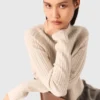 Maglione corto a trecce Maglione corto a trecce