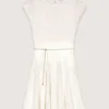 Mini vestito all’uncinetto