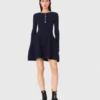 Miniabito in maglia con gonna svasata Miniabito in maglia con gonna svasata