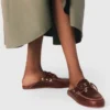 Mules in pelle