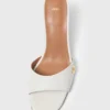 Mules in pelle