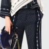 Pantaloni con stampa bandana Pantaloni con stampa bandana