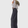 Pantaloni da completo con dettaglio a catena Pantaloni da completo con dettaglio a catena