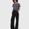 Pantaloni da completo con pinces Pantaloni da completo con pinces