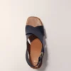 Sandali con zeppa in pelle Sandali con zeppa in pelle