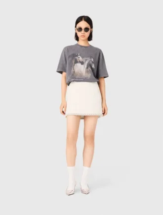 T-shirt con stampa a cavalli