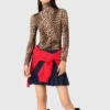 T-shirt con stampa leopardata