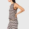 Top all’uncinetto a zigzag Top all’uncinetto a zigzag