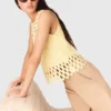 Top all’uncinetto con strass Top all’uncinetto con strass