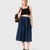 Top corto in maglia con spalline
