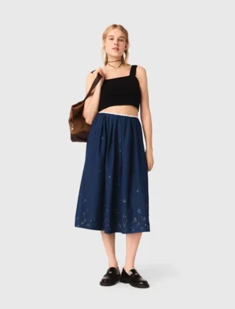 Top corto in maglia con spalline