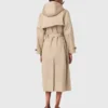 Trench con cappuccio rimovibile Trench con cappuccio rimovibile