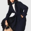 Trench con cappuccio rimovibile decorato con strass