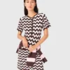Vestito all’uncinetto a zigzag Vestito all’uncinetto a zigzag