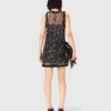Vestito con paillettes floreali Vestito con paillettes floreali
