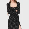 Vestito lungo con perline e strass Vestito lungo con perline e strass