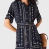 Vestito lungo fluido con motivi