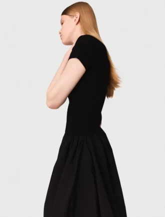 Vestito lungo in maglia a coste e taffetà Vestito lungo in maglia a coste e taffetà