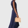 Vestito lungo plissettato asimmetrico Vestito lungo plissettato asimmetrico