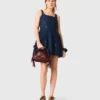 Vestito svasato in denim ricamato Vestito svasato in denim ricamato
